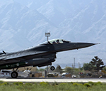 ناتـو:  جنگنده اف- ۱۶  از ایتالیا به افغانستان می‌آید